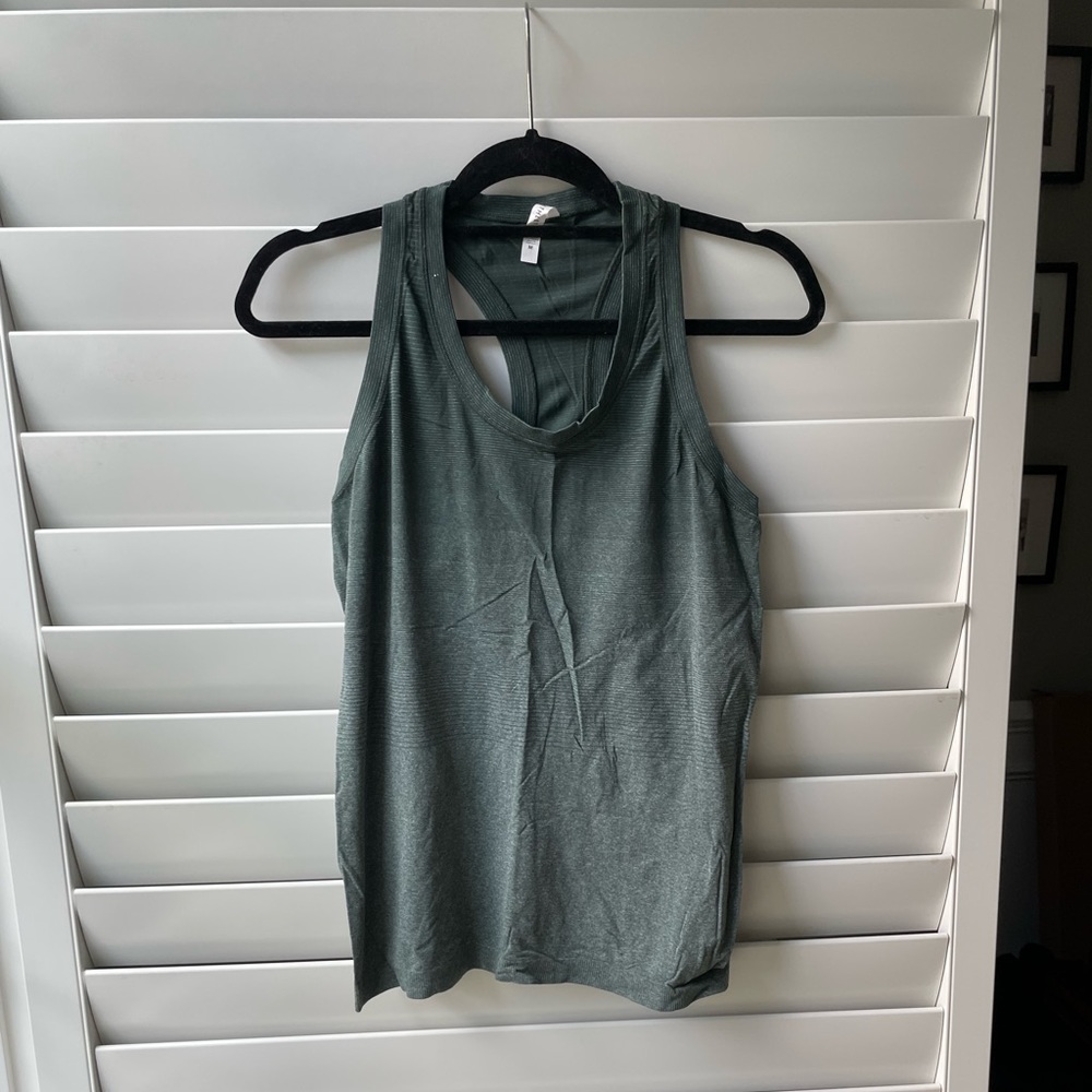Athleta Work Out Top